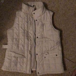 Women’s vest.